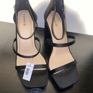 Torrid 11W Black Satin Strappy High Heel